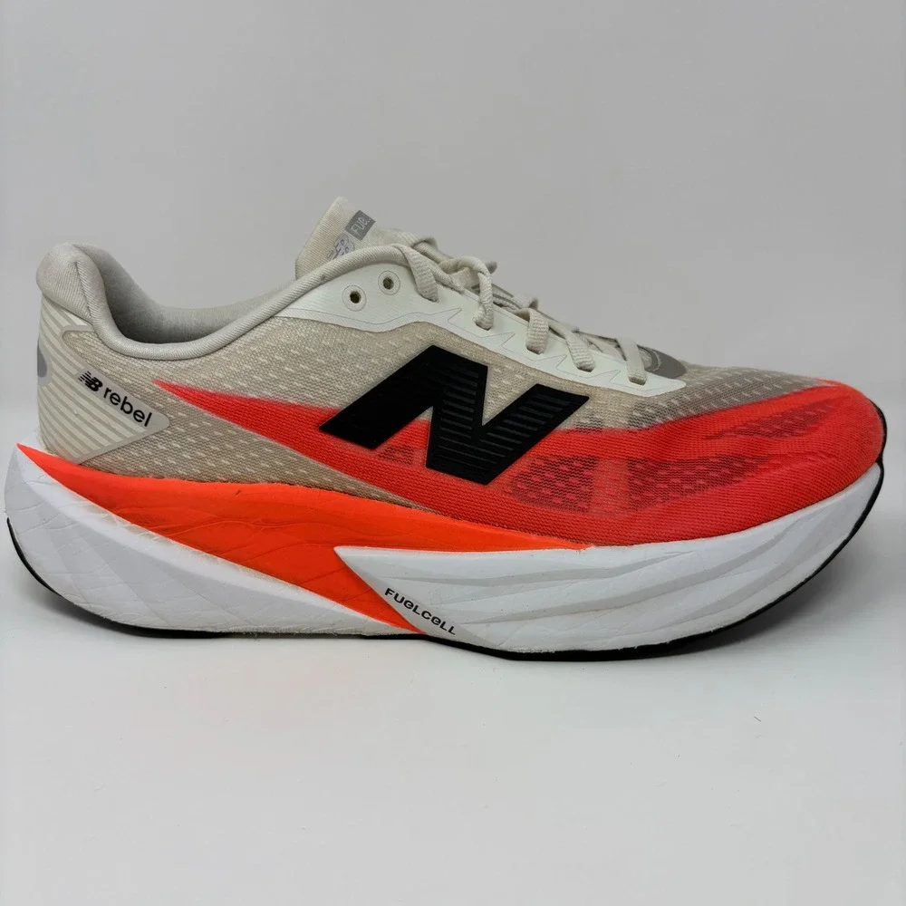 New Balance FuelCell Rebel v5 Mens Size 9 White Red Running Shoes (MFCXLV4)